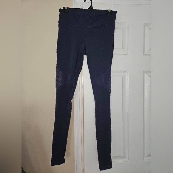 Alo yoga leggings - Picture 4 of 6